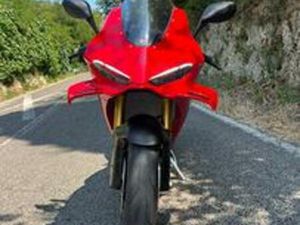 DUCATI PANIGALE V4S