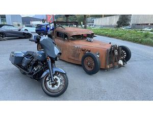 FLHXST STREET GLIDE ST 117