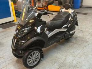 PIAGGO MP3 MOTOR DRIEWIELIG MOTORRIJTUIG (L5E) AUTORIJBEWIJS — MOTOREN | PIAGGIO — MARKTPLAATS