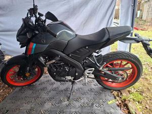 ② YAMAHA MT 125 CC