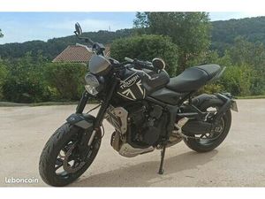 MOTO TRIUMPH TRIDENT 660 A2