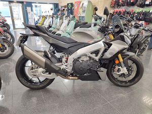 APRILIA TUONO V4