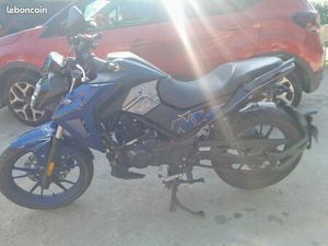 MOTO À VENDRE