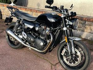 TRIUMPH SPEED TWIN 1200