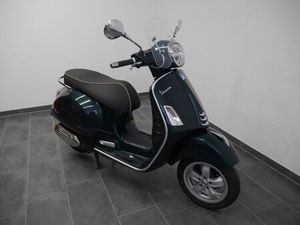 VESPA GTS 125 // 1.HAND // GRÜN