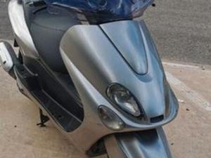 YAMAHA - MAJESTY 180