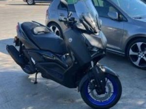 YAMAHA - XMAX 125