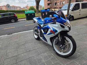 SUZUKI - GSXR 600