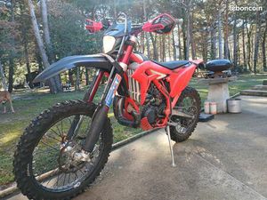 ENDURO BETA XTRAINER 2023 40H