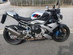 BMW M 1000 R