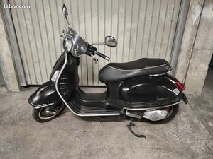 VESPA 125 GTS SUPER IE,TRÈS BON ÉTAT,CT VIERGE