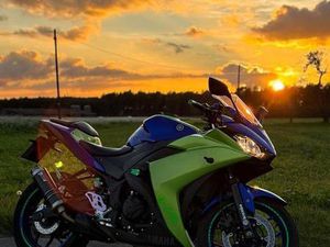 YAMAHA R3