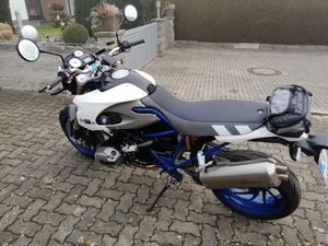 BMW HP 2 MEGAMOTO