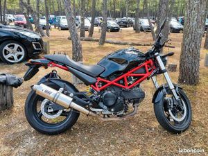DUCATI MONSTER 695