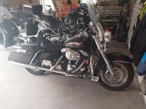 HARLEY-DAVIDSON ROAD KING