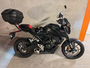 HONDA CB125R - GARANTIE 2029 - FULL ÉQUIPÉE (800E D'EQUIPEMENT INCLUS)