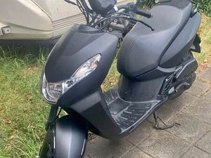 SCOOTER PEUGEOT STREETZONE