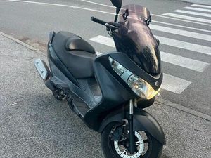 SCOOTER 125 SUZIKI BURGMAN