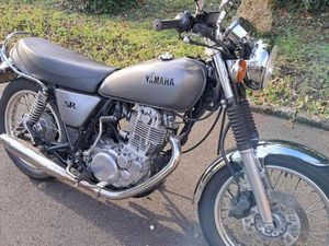 2016 YAMAHA SR 400 A VENDRE