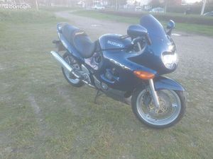 GSXF 750