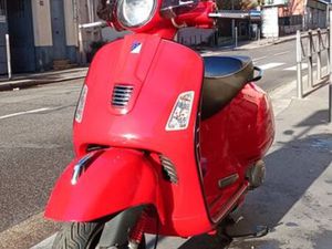 VESPA GTS 300 SUPER