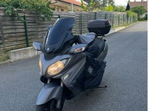 BURGMAN 650 EXÉCUTIVE