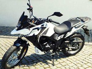 SYM - SYMNH T 300 - PŘEDVÁDĚCÍ MOTOCYKL