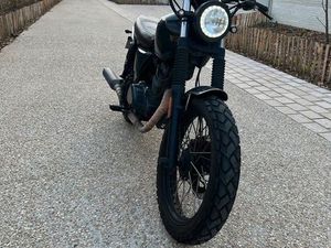 MOTO BRIXTON 125