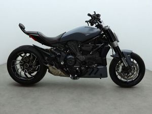 DUCATI X DIAVEL| 2. HAND| S-FELGEN| SEITL. KZ-HALTER