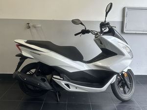 HONDA PCX (18 MESES GARANTIA) AJUDA
