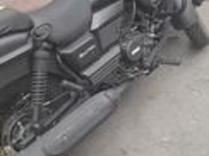 UM RENEGADE COMMANDO 125 - 2021