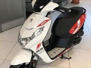 SCOOTER NUOVO (KM.0) PEUGEOT KISBEE 50 4T MOTUL