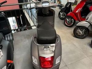 VESPA GTS 300 TECH USB ABS LM