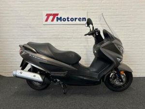 SUZUKI UH 200 (BJ 2019) — MOTOREN | SUZUKI — MARKTPLAATS