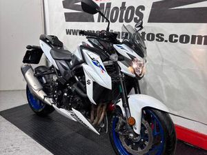SUZUKI - GSX-S750