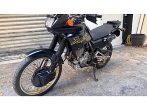 NX 650 DOMINATOR (1988 - 90)