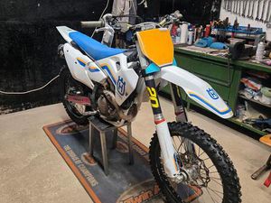 HUSQVARNA FC250 WIE KTM SXF 250 GAS GAS FC 250