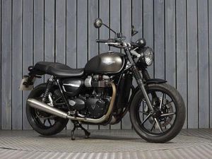TRIUMPH STREET TWIN 900 900 CC