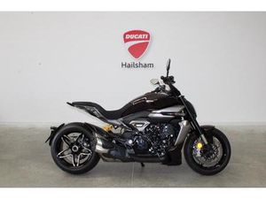 DUCATI XDIAVEL V4 1158 SPORT CRUISER PETROL MANUAL EURO 5 (168 PS) 1158 CC