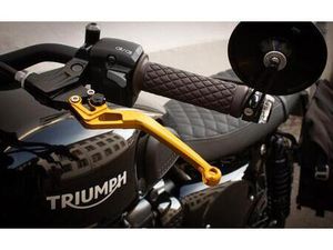 TRIUMPH STREET SCRAMBLER 900