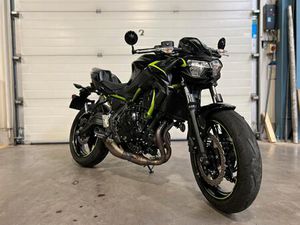 KAWASAKI Z650