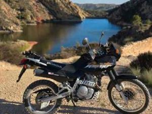 HONDA - DOMINATOR 650