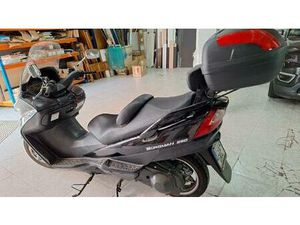 SUZUKI - BURGMAN 250