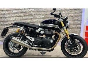 VENDO TRIUMPH SPEED TWIN 1200 RS (2025 - 26) USATA A ROMA (CODICE 9778808) - MOTO.IT