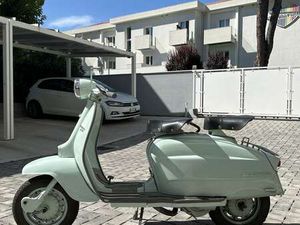 LAMBRETTA LN 125 VERDE