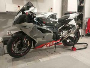 APRILIA - RSV 1000 R