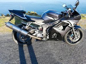 YAMAHA - YZF R6