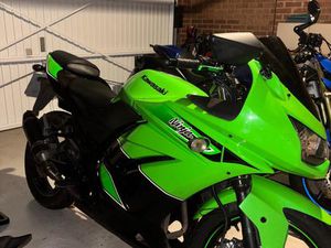 KAWASAKI NINJA 250R SUPER SPORTS PETROL MANUAL (32 PS) 249 CC