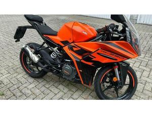 VENDO KTM RC 390 (2022 - 26) USATA A CERTOSA DI PAVIA (CODICE 9926490) - MOTO.IT