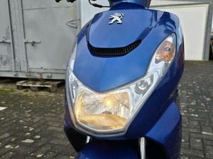 PEUGEOT KISBEE ROLLER MIT 45 KMH ZULASSUNG